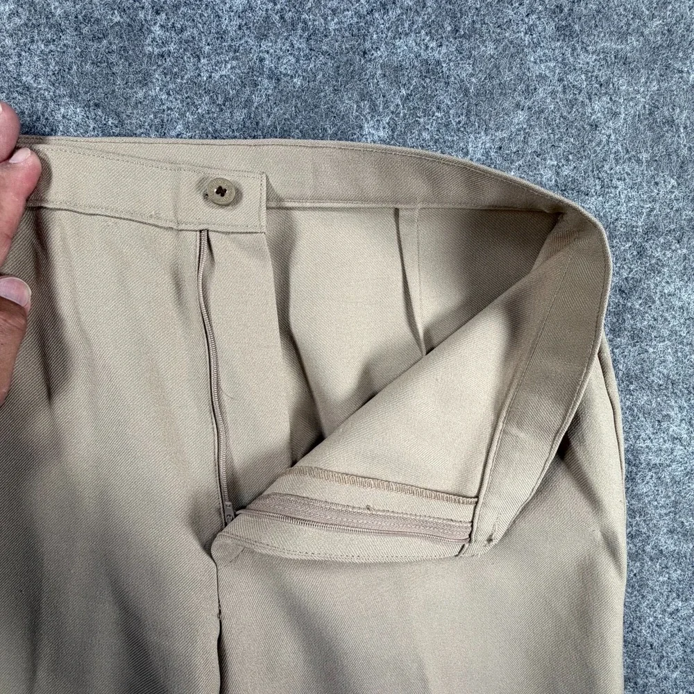 Vintage 90s Levi Strauss & Co Bend Over Pants Womens 16 Beige Flat Front Classic